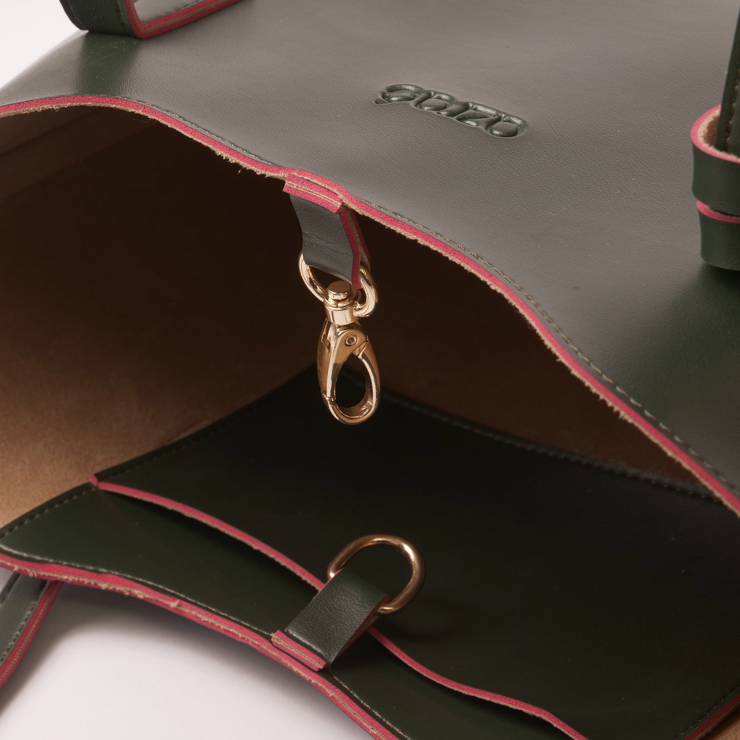 Azraè Coach Green Tote Bag with Red Trim